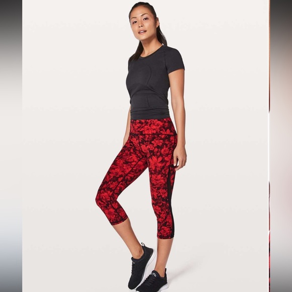 lululemon athletica Pants - Lululemon Train Times Crop *21"
CarmineTrue Red Black / Black